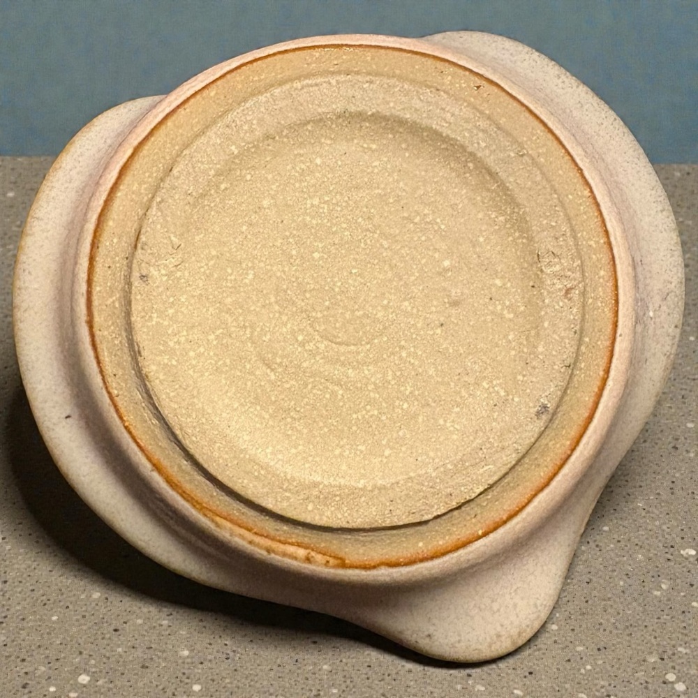 Down To Earth Pottery Little Dish-Heart Shape Crushed Glass 100% Recycled Glass - Picture 2 of 9